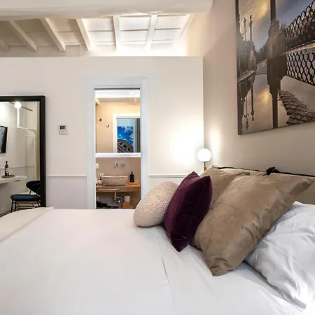 Pantheon Suites Rome 2-2
